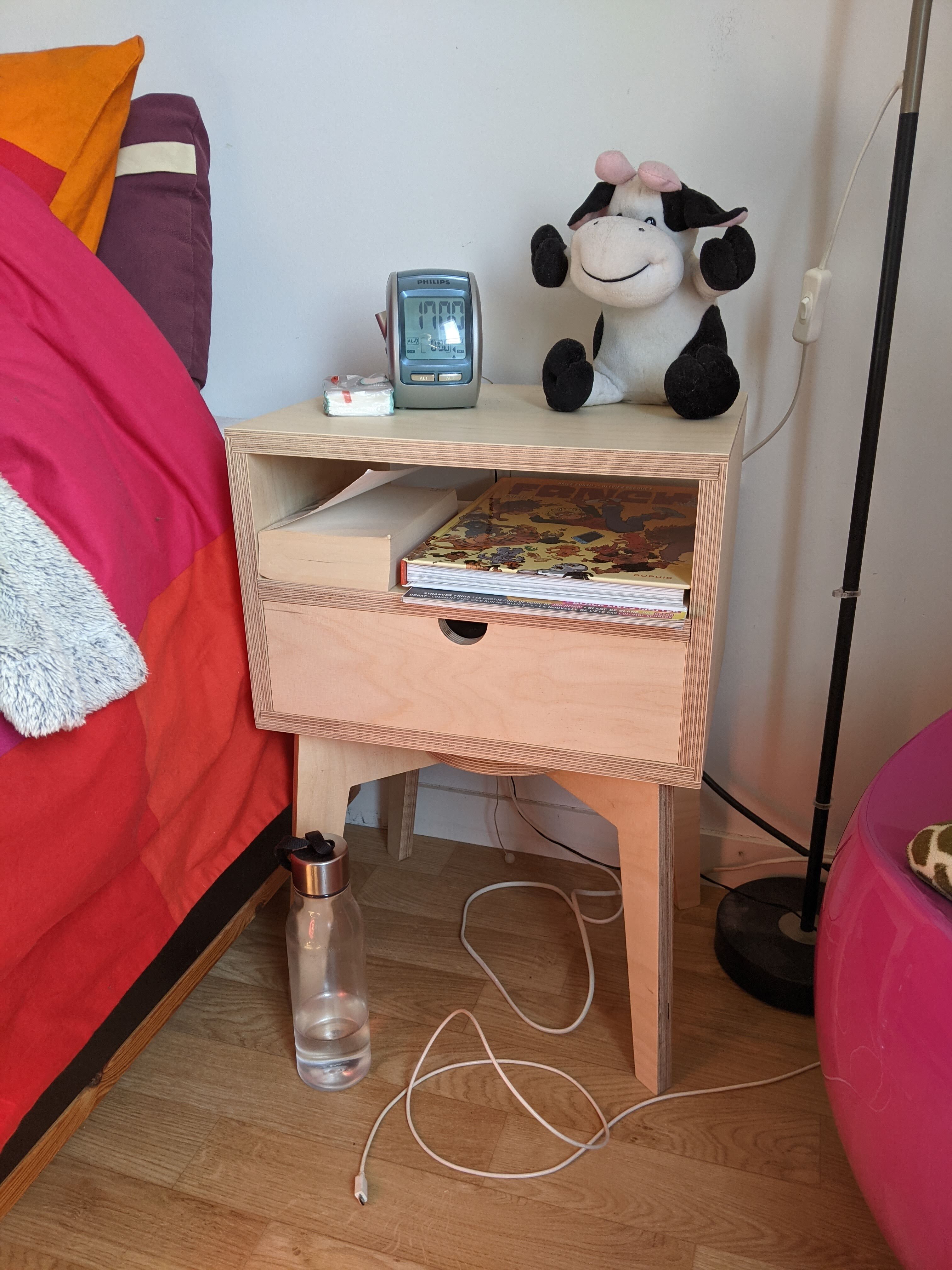 The finished bedside table